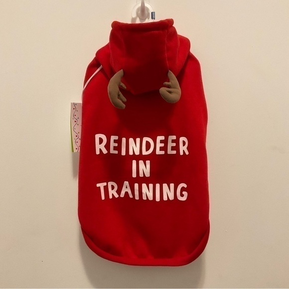 ⭐️HOST PICK x 2 ⭐️ Reindeer In Training Dog  Hoodie Sweater NWT - Picture 3 of 3